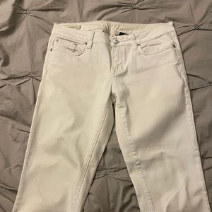 Buffalo Fushia mid rise stretch Capri jeans
